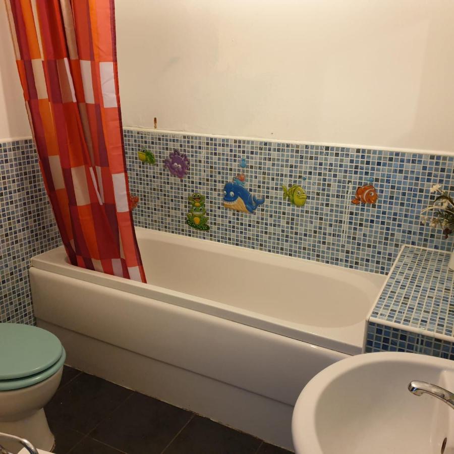 Queens Rooms, A Perfect Stay, Next To Shopping Parks And Central Manchester Zewnętrze zdjęcie