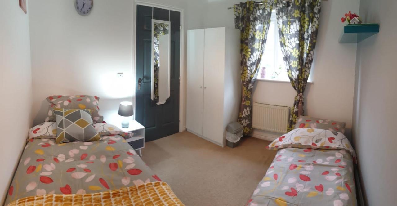 Queens Rooms, A Perfect Stay, Next To Shopping Parks And Central Manchester Zewnętrze zdjęcie