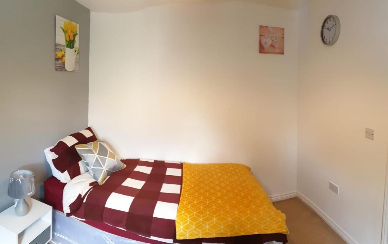 Queens Rooms, A Perfect Stay, Next To Shopping Parks And Central Manchester Zewnętrze zdjęcie