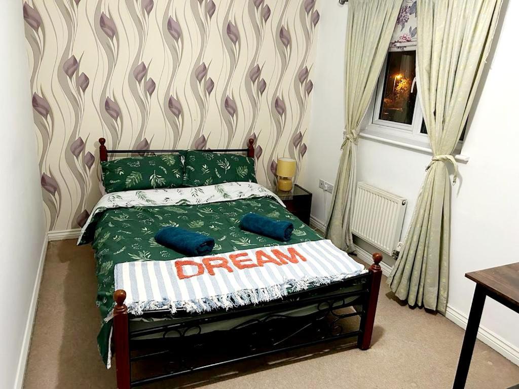 Queens Rooms, A Perfect Stay, Next To Shopping Parks And Central Manchester Zewnętrze zdjęcie